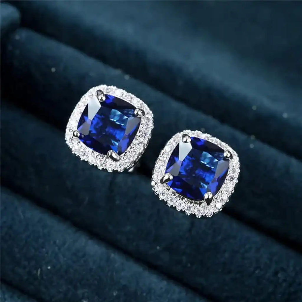 Saphir Square Stud Earrings