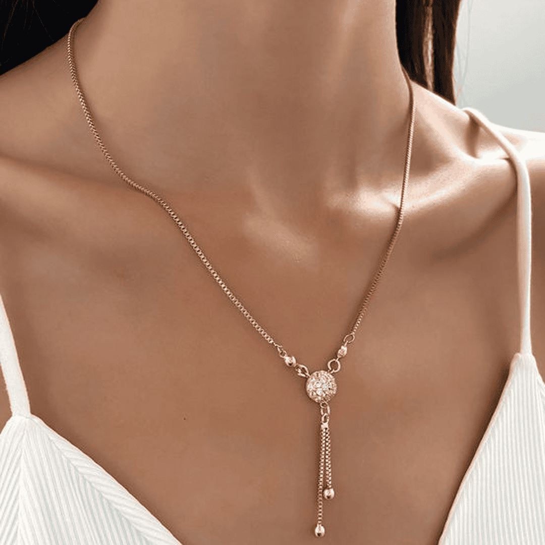 Gold Vintage Pendant Necklace