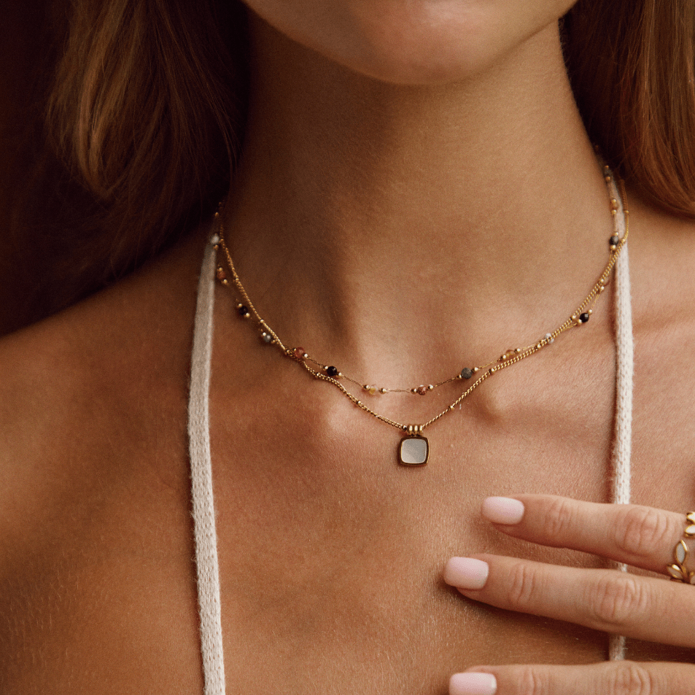 Lucia White Shell Pendant Necklace