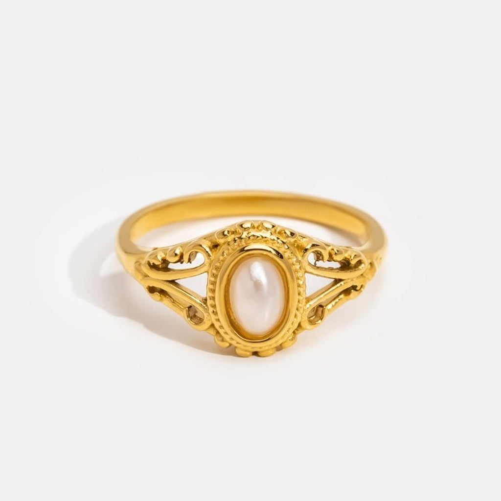 Royal Elegance Pearl Ring